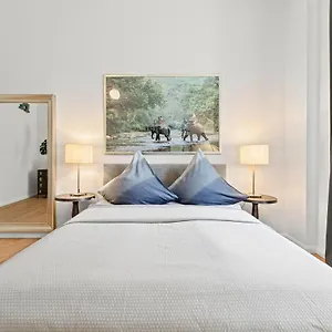Appartamento The Weichsel, 3br Up To 6 People In Friedrichshain, Berlino